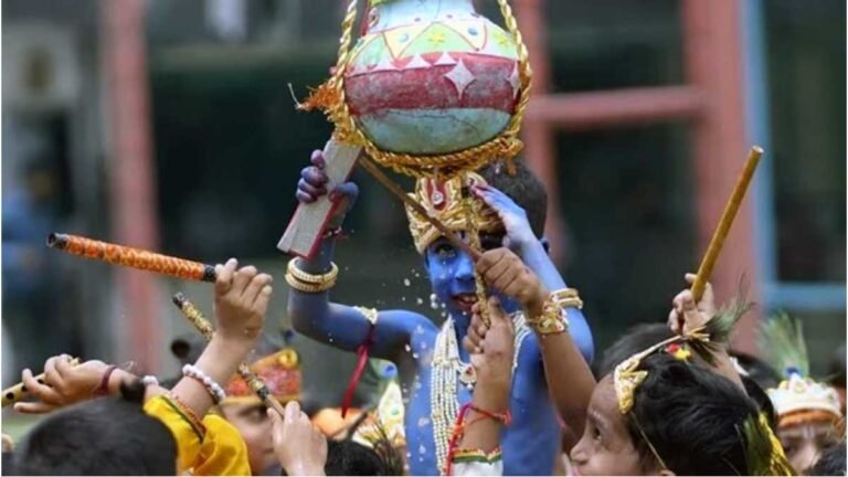 MP सरकार ने दिया स्कूलों और कॉलेजों में जन्माष्टमी समारोह मनाने का निर्देश: कांग्रेस को नहीं आया पसंद