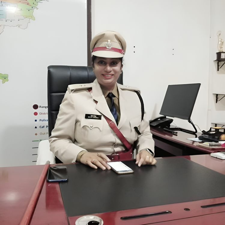 Richa Mishra SP CRIME