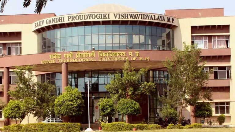 RGPV Bhopal Scam: 19.5 करोड़ रुपये के मनी लॉन्ड्रिंग मामले में ईडी ने निलंबित RGPV रजिस्ट्रार के घर पर छापा मारा