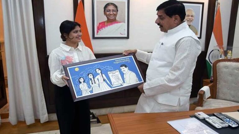 मध्यप्रदेश के मुख्यमंत्री मोहन यादव को यूनिसेफ इंडिया यूथ कंटेंट क्रिएटर गौरंगी शर्मा ने भेंट की अनोखी पेंटिंग