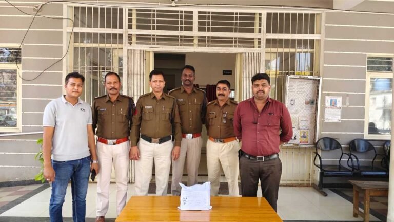 सिवनी पुलिस की सख्त कार्रवाई: गांजा तस्करी करते हुए महिला रीतम मानाठाकुर गिरफ्तार