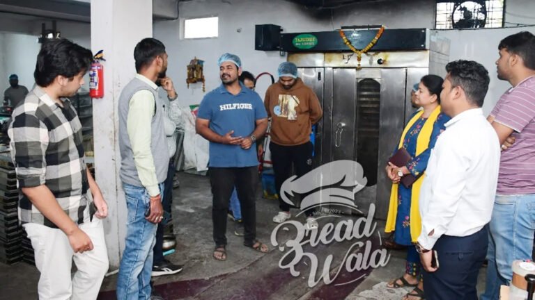 Bread Wala Seoni: सिवनी में आभाष और राहुल ने मिलकर खड़ी कर दी ब्रेड वाला फैक्ट्री, अनेकों युवाओं को मिल रहा रोजगार