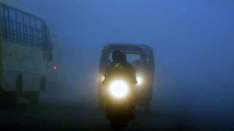 MP WEATHER UPDATE: गणतंत्र दिवस पर रहेगी ठंड, अगले 48 घंटों में रात के तापमान में गिरावट आने की संभावना