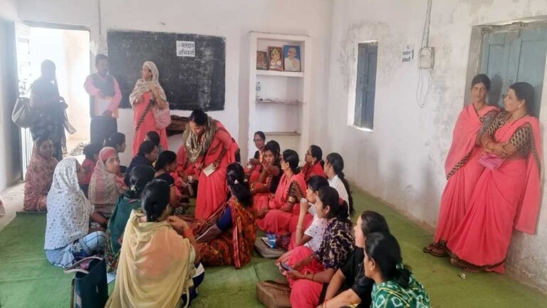 सिवनी में महिला कलेक्टर के होते हुए बरघाट में महिलाओं के अधिकारों का हो रहा हनन: नियमों का नहीं हो रहा पालन