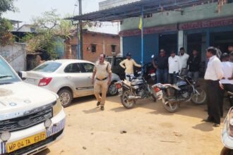 SEONI: BARGHAT के DHARNAKALA में सड़क दुर्घटनाओं का गढ़ बना अतिक्रमण का जाल