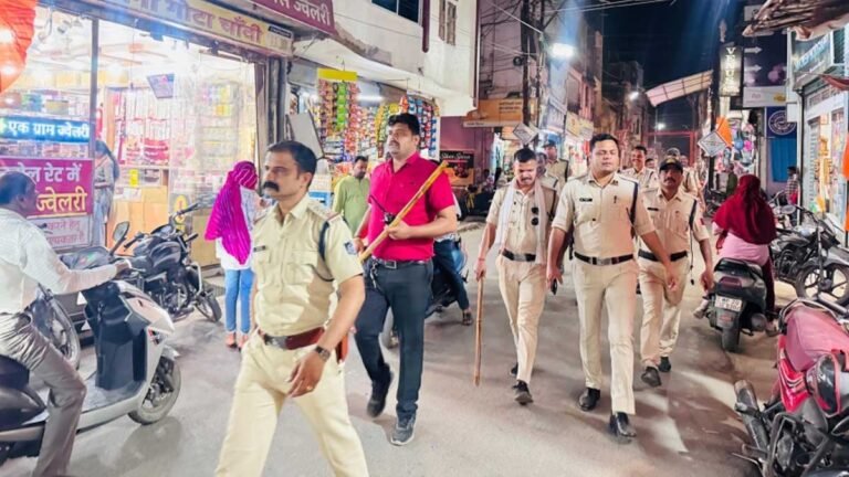 एक्शन मोड में सिवनी पुलिस: कोतवाली पुलिस की सट्टा-जुआ अड्डों पर देर रात छापेमारी, शराबियों पर कार्रवाई, 13 वाहन चालकों के कटे चालान