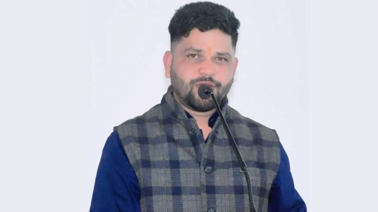 बूंद-बूंद के लिए तरस रहा सिवनी शहर, प्रशासन को अब गंभीर होना होगा – आशीष मानाठाकुर