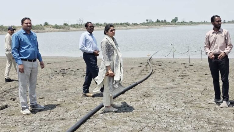 सिवनी में जल संकट के बीच बबरिया तालाब में लगा दी मोटर: SDM मेघा शर्मा ने की  कार्रवाई; मोटर हुई जब्त