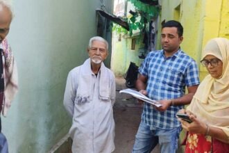 सिवनी: नगर पालिका कर्मचारियों द्वारा प्रतिदिन वार्डों में जाकर की जा रही SAMAGRA E-KYC