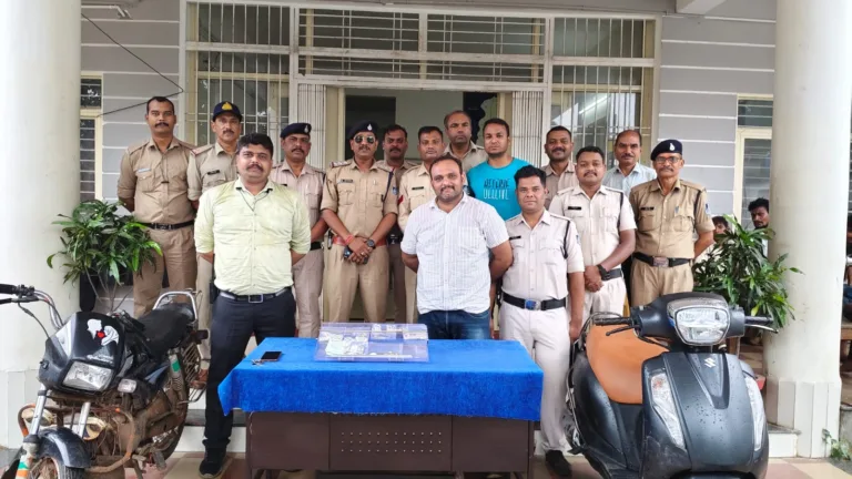 सिवनी: एक ही रात में 4 चोरी करने वाला शातिर अफरोज खान उर्फ बिजली चढ़ा पुलिस के हत्थे