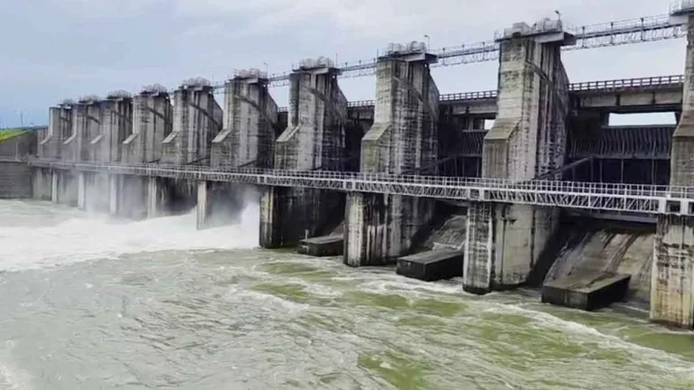 सिवनी: भीमगढ़ डेम का जलस्तर बढ़ा, कल प्रातः 8 बजे खोलें भीमगढ़ बांध के तीन गेट खोलें जाएंगे