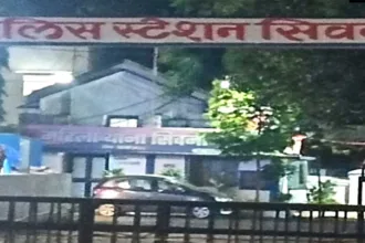 सिवनी कोतवाली में होमगार्ड जवान की मनमानी, बिना वर्दी जमा रहा धौंस!