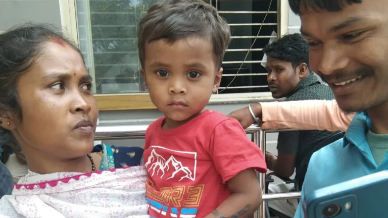 सिवनी में मानव तस्करी: ढाई वर्षीय मासूम को चोरी कर 50,000 में बेचा,सिवनी पुलिस की मेहनत से खुशियों में बदली कहानी