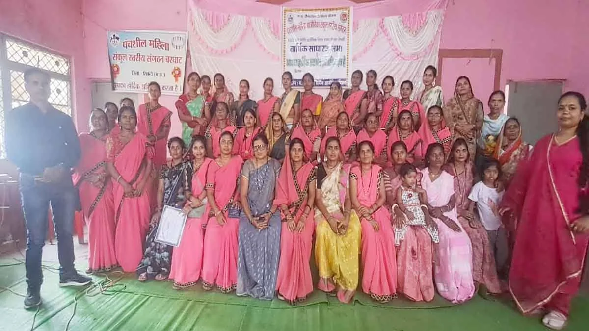 Women's self-reliance mantra echoed in the CLF annual meeting of Barghat, 347 groups and 4268 families joined the new resolution!