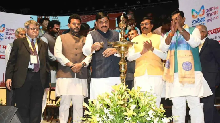 मध्यप्रदेश @2047: ‘नव विकास का रोडमैप’, CM डॉ. मोहन यादव ने रखी आत्मनिर्भर MP की नींव – उज्जैन एयरपोर्ट से लेकर ई-सेवा पोर्टल तक, बदल जाएगा ‘मध्यप्रदेश का भविष्य’