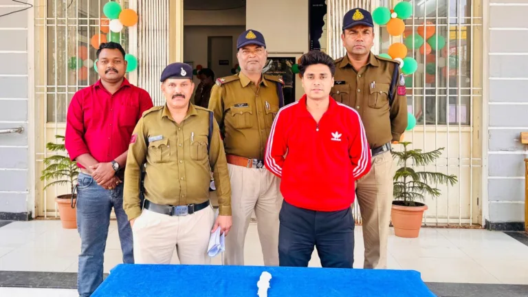 सिवनी में मामूली विवाद पर जानलेवा हमला! फरार 2 आरोपी चाकू सहित गिरफ्तार, कोतवाली पुलिस की बड़ी कार्रवाई