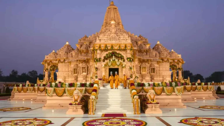 Ayodhya Ram Mandir News: तिरुपति मॉडल अपनाएगा राम मंदिर ट्रस्ट, CEO चयन के लिए तीन सदस्यीय समिति का गठन